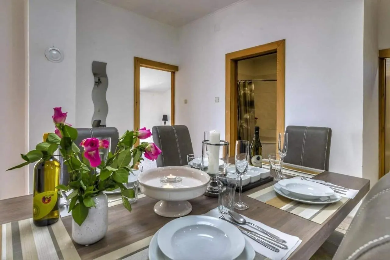 As Apartments With Swimming Pool And A Large Yard Bribir  0*, Bribir (Primorje-Gorski Kotar)