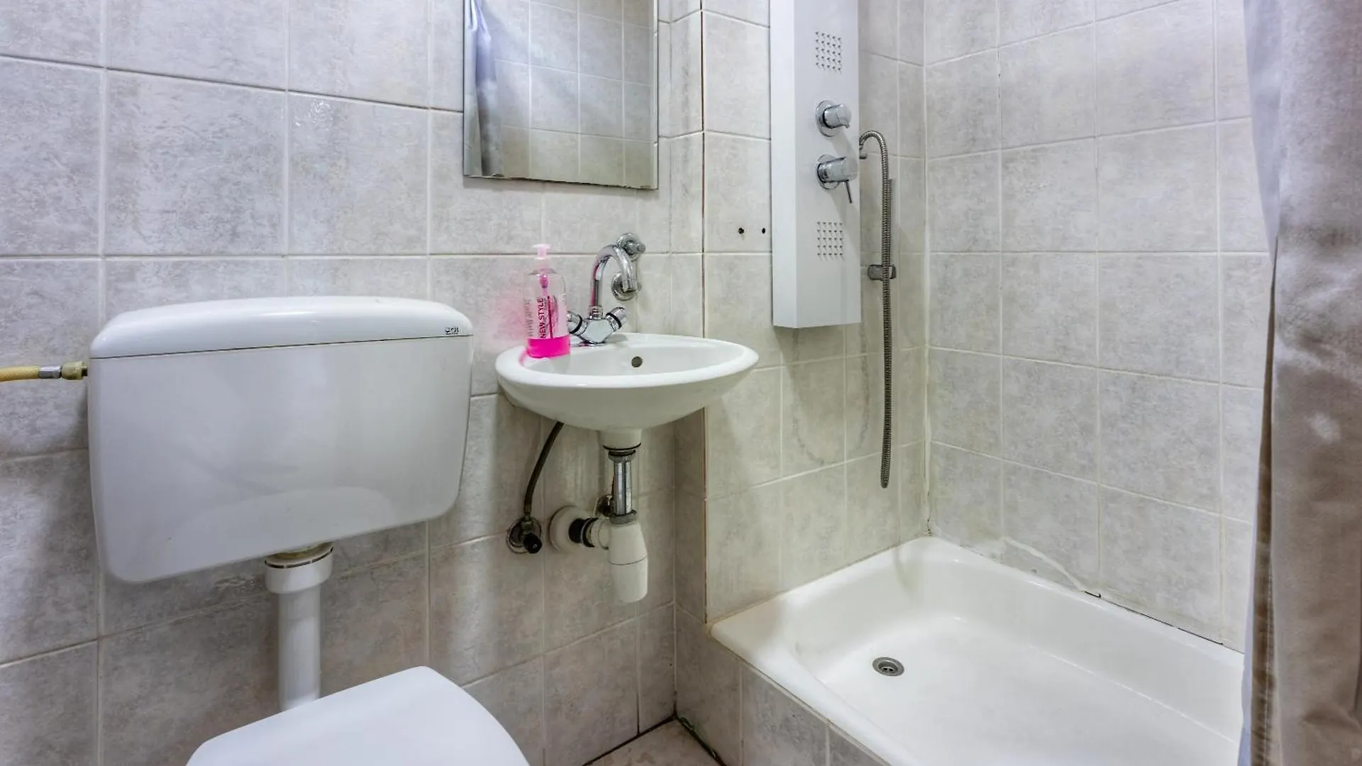 As Apartments With Swimming Pool And A Large Yard Bribir