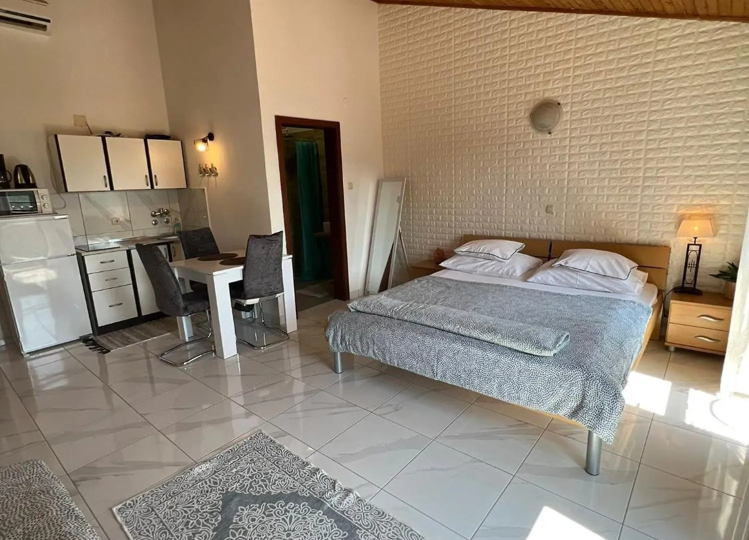 As Apartments With Swimming Pool And A Large Yard Bribir  0*, Bribir (Primorje-Gorski Kotar)